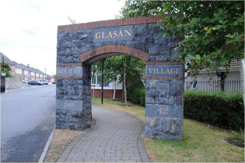 Glasan Holiday Village Galway Buitenkant foto